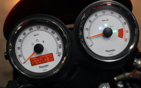 TRIUMPH THRUXTON 900 2012 TJ9147