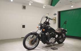 HONDA SHADOW 400 SLASHER 2000 NC40