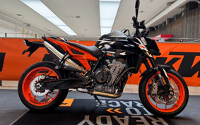 KTM 890 DUKE GP TU940
