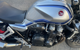 HONDA CB1300SF SUPER FOUR 2024 SC54