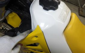 SUZUKI TS200R