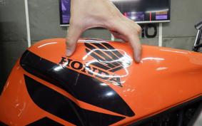 HONDA CBR250RR MC22