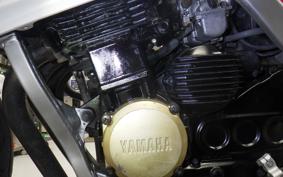 YAMAHA FZ400 R 1984 46X