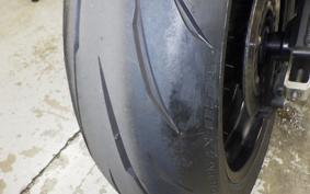 YAMAHA YZF-R7 2001