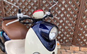 YAMAHA  VINO  DELUXE  SA37J