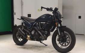DUCATI DUCATI SCRAMBLERナイトシフト 2018