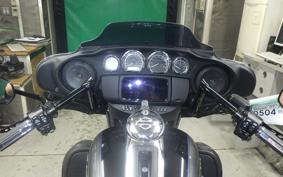 HARLEY FLHTCU TG 1870 2023