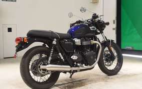 TRIUMPH BONNEVILLE T100 2024