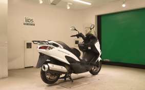 SUZUKI SKYWAVE 200 (Burgman 200)