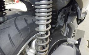 YAMAHA N-MAX 1973 SE86J