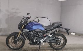 HONDA CB250R MC52