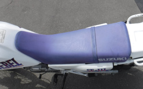 SUZUKI DJEBEL 125 SF44A