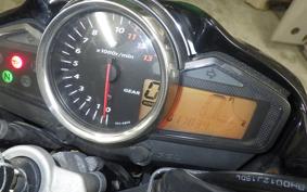 SUZUKI GSR250 2019
