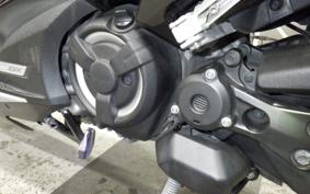 YAMAHA T-MAX 530 DX 2019 SJ15J