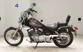 YAMAHA VIRAGO 250 2005 3DM