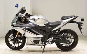 YAMAHA YZF-R25 A 2022 RG43J