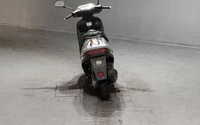 SUZUKI ADDRESS V100 CE11A