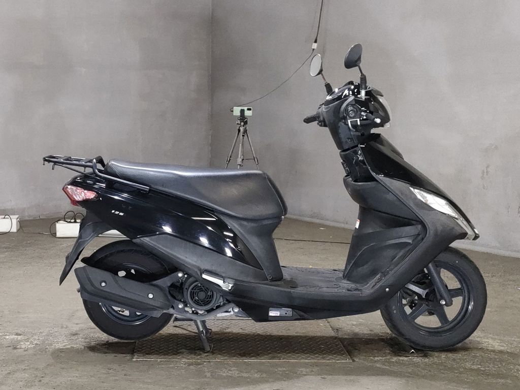 Фото Suzuki ADDRESS V125 с японского аукциона