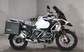 BMW R1250GS ADVENTURE 2021 0M11
