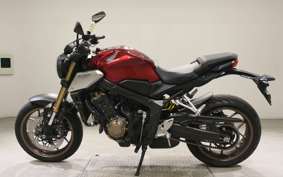 HONDA CB650R 2021 RH03