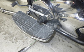 HONDA SHADOW 750 Gen. 2 1997 RC44