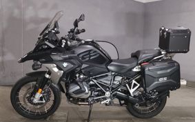 BMW R1250GS 0M01