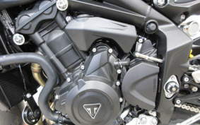 TRIUMPH STREET TRIPLE RS 2025 HDA614