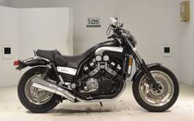 YAMAHA VMAX 2002