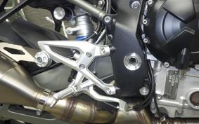 BMW M1000R 2025