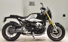 BMW R NINE T 2014