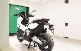 HONDA X-ADV 750 2018 RH21