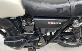 KAWASAKI 250TR BJ250F