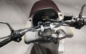 YAMAHA MAJESTY 125 SE27