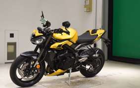 TRIUMPH STREET TRIPLE RS 2024