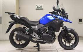 SUZUKI Vｽﾄﾛｰﾑ250 2017