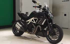 DUCATI DIAVEL AMG 2012