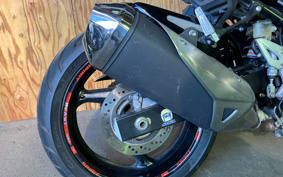 SUZUKI GSR750 2011 C5111