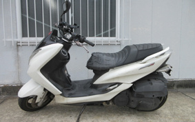 YAMAHA MAJESTYS SG28J