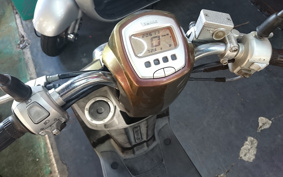 YAMAHA CUXI 100 Fi C1DW