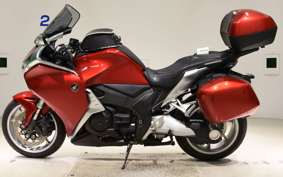 HONDA VFR1200F DCT 2010 SC63