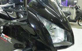 HONDA CBR250R GEN 3 2002 MC41