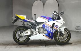 HONDA CBR600RR PC37