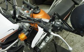 YAMAHA SEROW 250 Gen.3 2015 DG31J