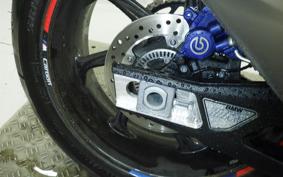BMW M1000R 2023