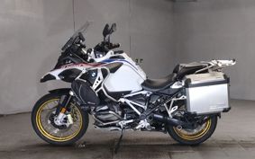 BMW R1250GS ADVENTURE 0M11