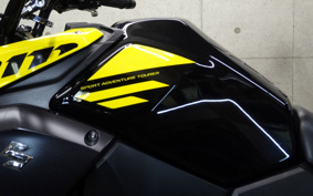 SUZUKI STROM 250 DS11A