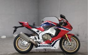 HONDA CBR1000RR SC77