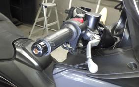 YAMAHA T-MAX 560 T 2021 SJ19J