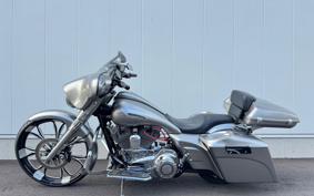 HARLEY FLHXSE CVO 2010 PZ8