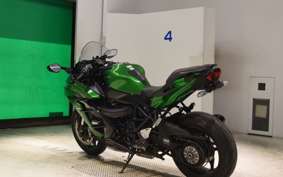 KAWASAKI NINJA H2 SX SE 2020 ZXT02A